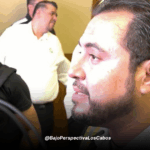 Alcalde Christian Agúndez hablando ante medios