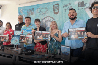 Autoridades presentando la cartelera de la Muestra Internacional de Cine Documental Los Cabos 2025