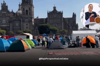 Estallamiento de huelga del SNTE en zócalo