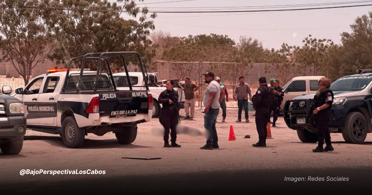 Oficiales acordonando zona de ejecución en La Paz