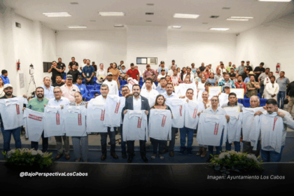 Entrega de uniformes a ambulantes
