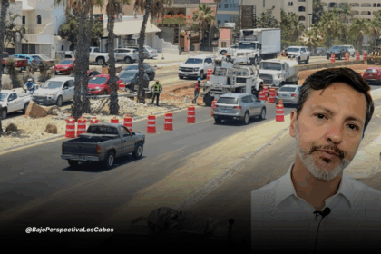 Rodrigo Esponda hablando sobre obra en Fonatur