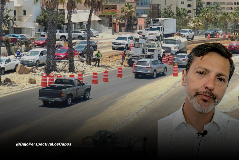 Rodrigo Esponda hablando sobre obra en Fonatur