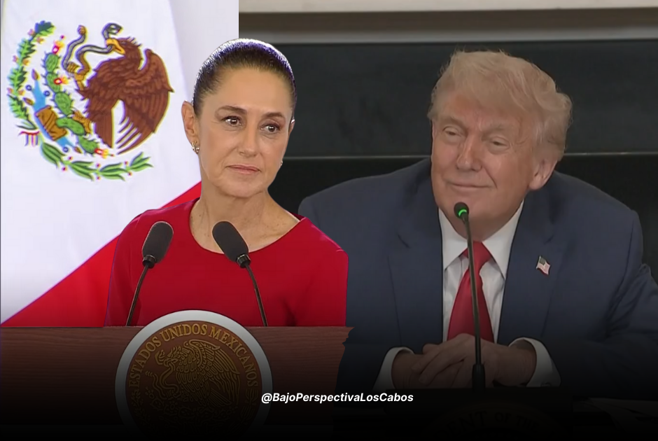 Sheinbaum con la bandera de México a espaldas mirando a Donald Trump quien sonrie