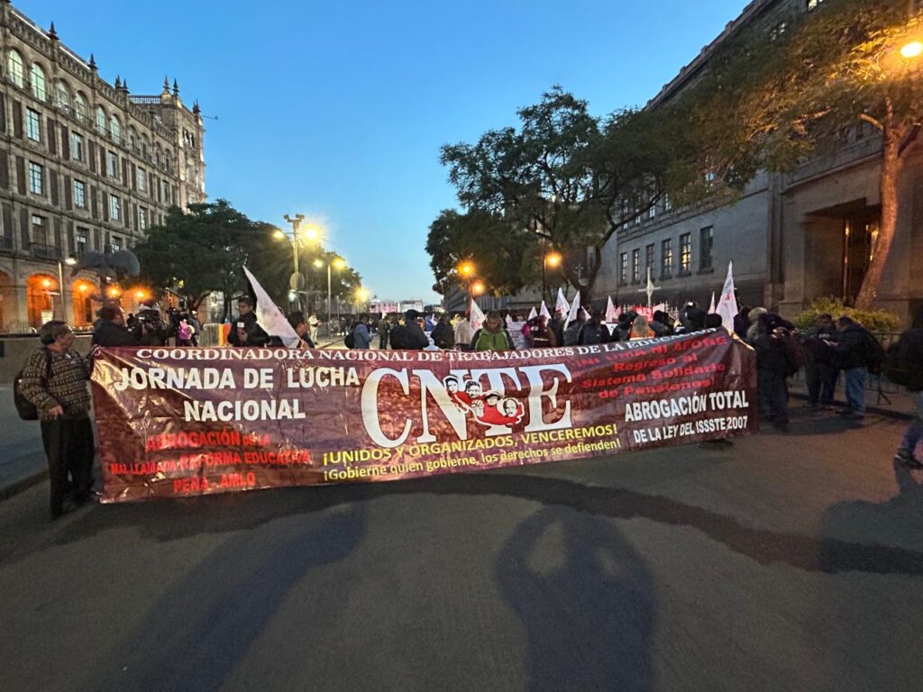 CNTE marchando hacia Zócalo / Foto: Redes