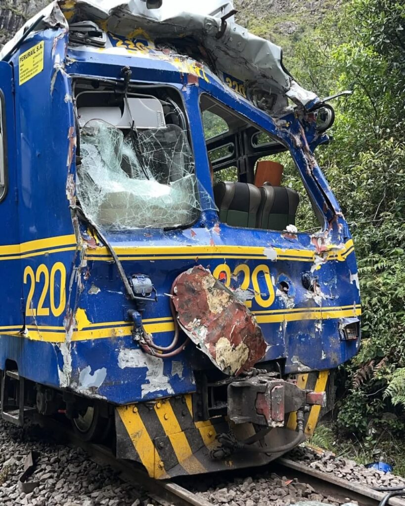 Tren de Perú que chocó de frente con otro tren
