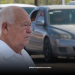 Gobernador Víctor Castro hablando sobre autos chocolate